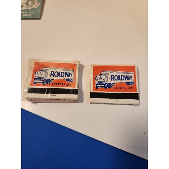 Vintage Roadway Express Inc Semi Truck Trucking FULL Matchbook Poker Matches 3 - Picture 1 of 6